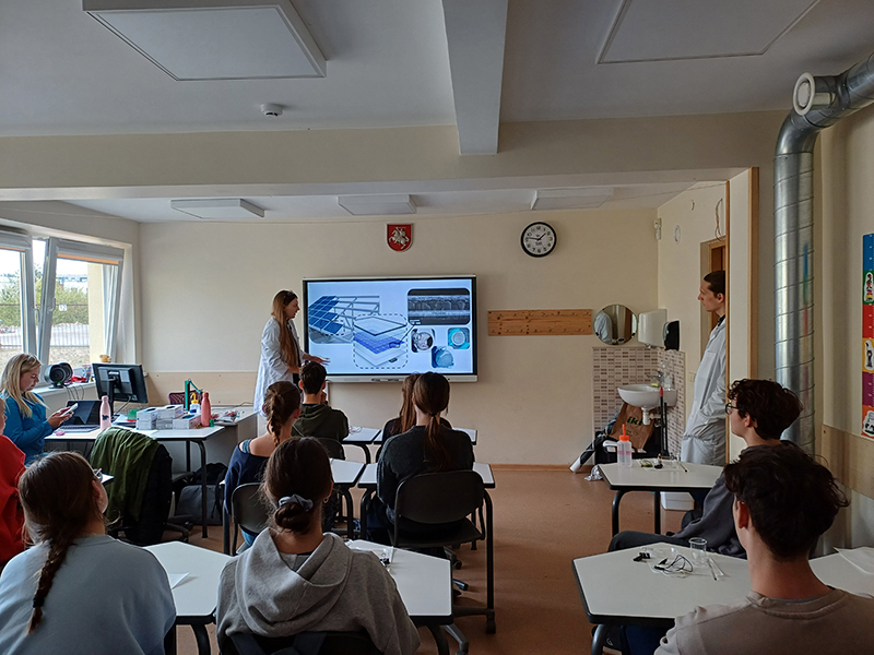 KTU educating students at the Vilnius Christian gymnasium